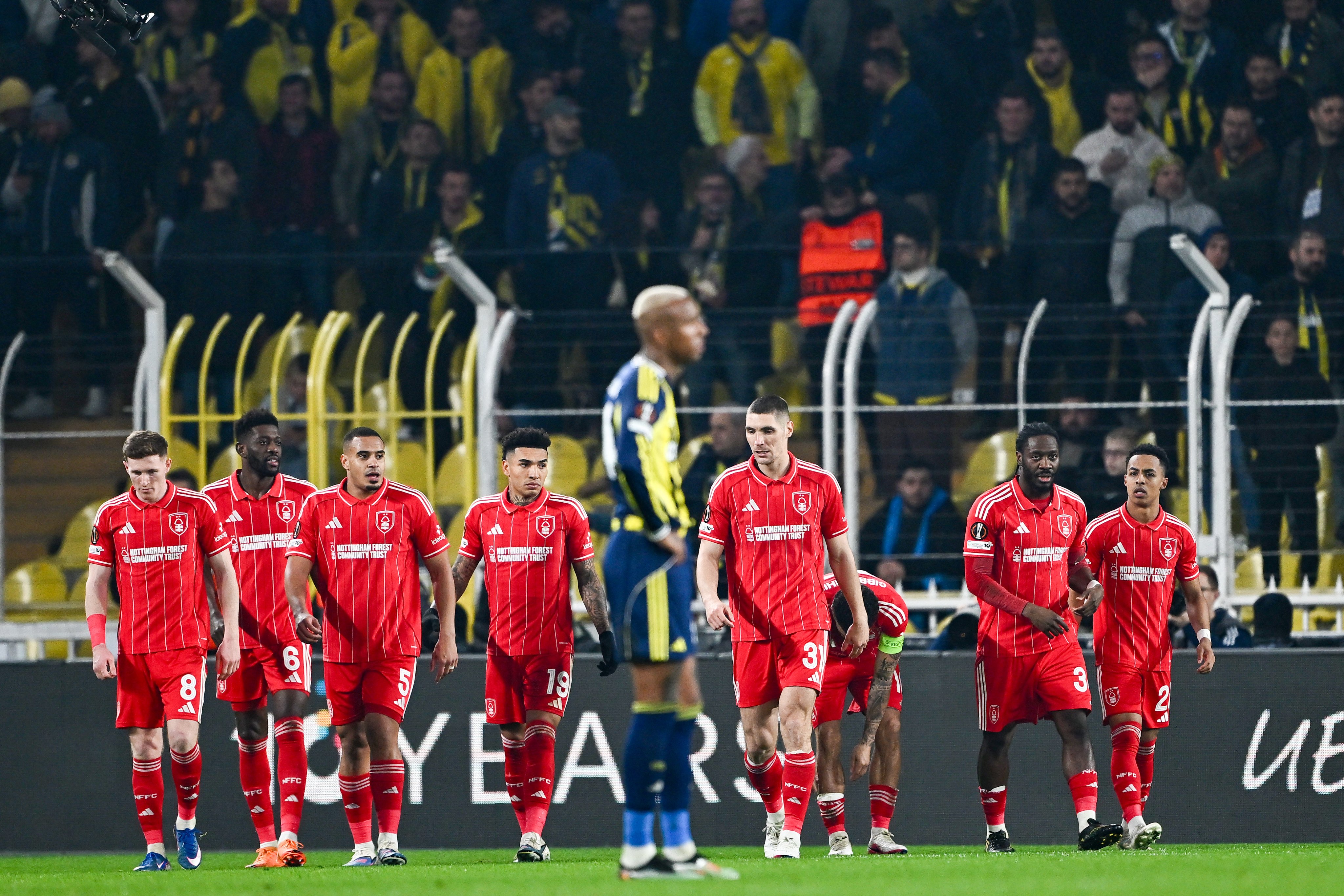 အဝေးကွင်းနိုင်ပွဲနဲ့အတူ နောက်တစ်ဆင့်တက်ရောက်ဖို့ အခြေအနေကောင်းသွားတဲ့ ဖောရက်စ်