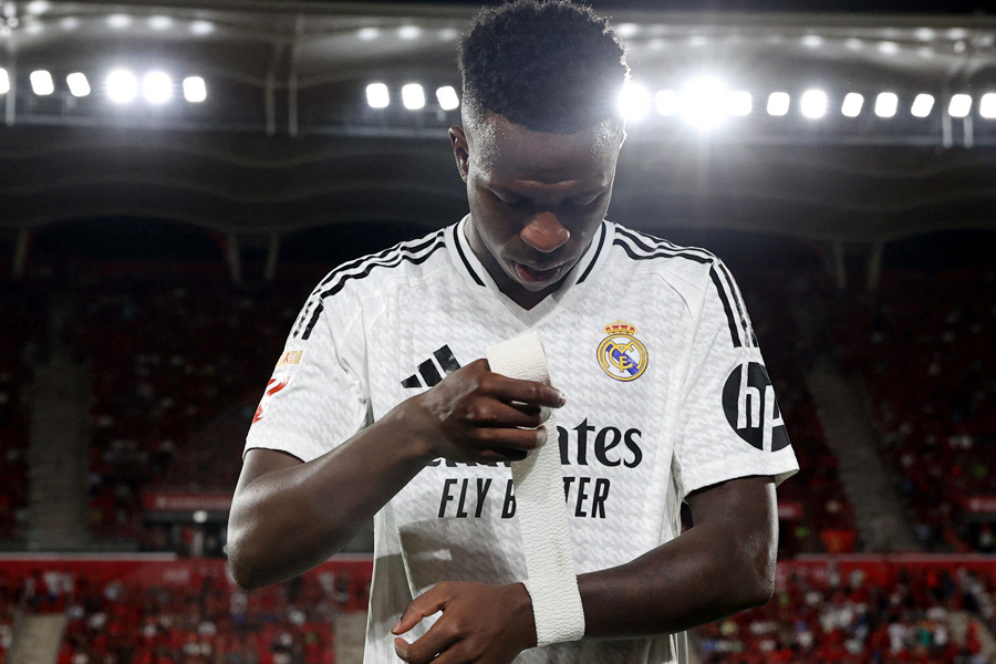 ကွင်းပြင်ပက ကိစ္စတွေထက် ကွင်းထဲကစွမ်းဆောင်ရည်ကြောင့်သာ လူသိများစေလိုကြောင်း ဖွင့်ဟလာတဲ့ ဗင်နီစီးယက်စ်