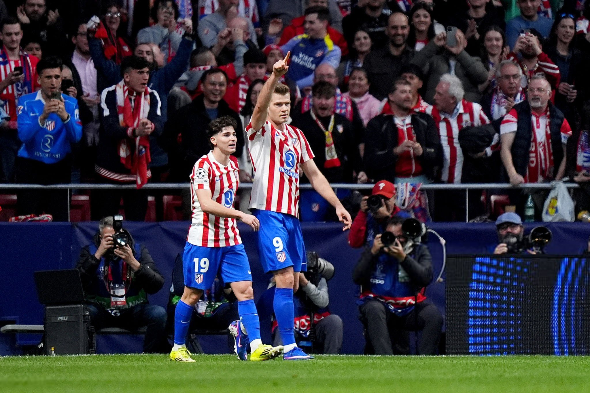 ဆော်လော့ရဲ့ဟက်ထရစ်သွင်းဂိုးနဲ့အတူ နောက်တစ်ဆင့်တက်ရောက်နိုင်ခဲ့တဲ့ အက်သလက်တီကို