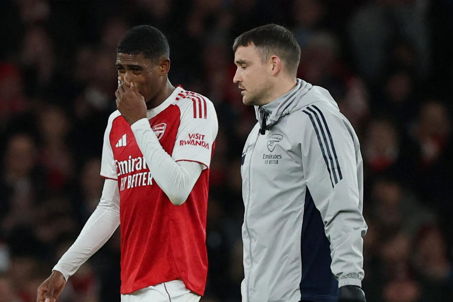 ခြေကျင်းဝတ်ဒဏ်ရာကြောင့် ၆ ပတ်အထိ အနားယူရနိုင်တဲ့ အာဆင်နယ်နောက်ခံလူ မော့စကွီရာ