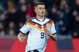 အာဆင်နယ်အသင်းဟာ လူငယ်တိုက်စစ်မှူး ထရီဆိုလ်ဒီအတွက် ဘရုဂျက်အသင်းနဲ့ ဆွေးနွေးမှုတွေ စတင်နေ