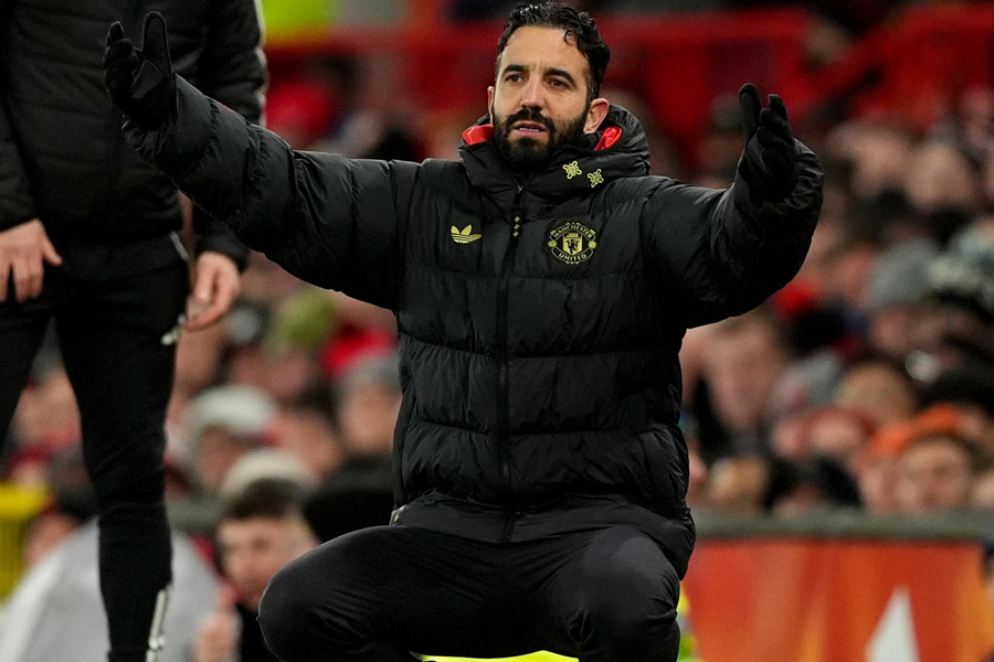 ကစားသမားသစ်ခေါ်ယူဖို့ ဆွေးနွေးမှုတွေမရှိသေးကြောင်း ဖွင့်ဟပြောကြားလာတဲ့ အာမိုရင်