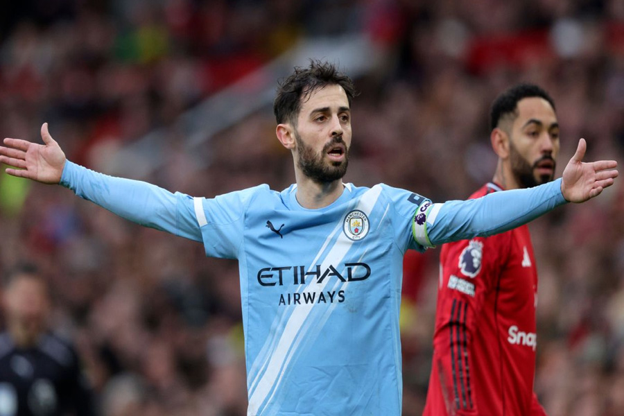 ယူနိုက်တက်နဲ့ပွဲမှာ ကွင်းလယ်ဒိုင်ရဲ့ဆုံးဖြတ်ချက်တွေက မန်စီးတီးဘက်မှာရှိမနေခဲ့ဘူးလို့ ဘာနာဒိုဆေးလ်ဗားပြော