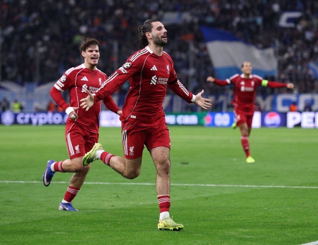 ပြင်သစ်မြေမှာ ကျေနပ်လောက်စရာနိုင်ပွဲတစ်ခု ဖန်တီးယူခဲ့တဲ့ လီဗာပူး