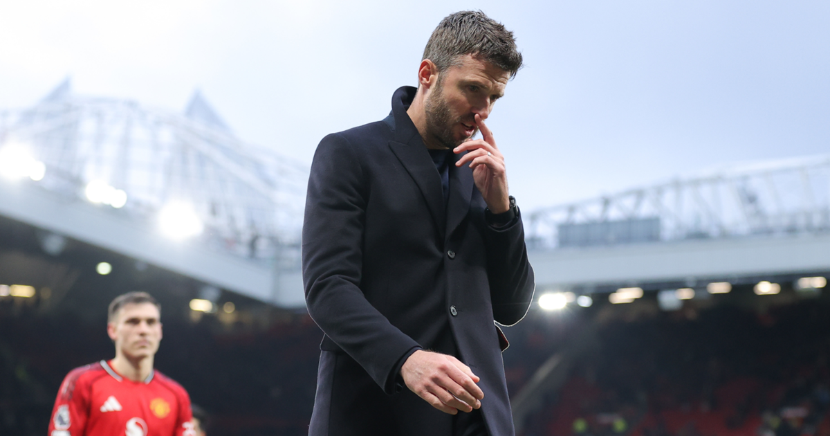 မိုက်ကယ်ကာရစ်ကို အမြဲတမ်းနည်းပြခန့်ရန် မသင့်တော်ဟု ပြောဆိုမှုများအပေါ် မိုက်ကယ်အိုဝင် ပြင်းပြင်းထန်ထန် တုံ့ပြန်